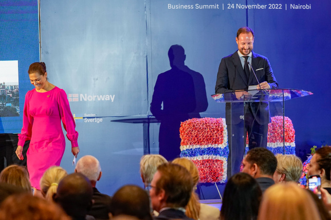 Crown Prince Haakon followed Crown Princess Victoria as a speaker at the business seminar “Norway, Sweden, and Kenya: Pioneering Sustainable Solutions – Together”. Photo: Lise Åserud / NTB
